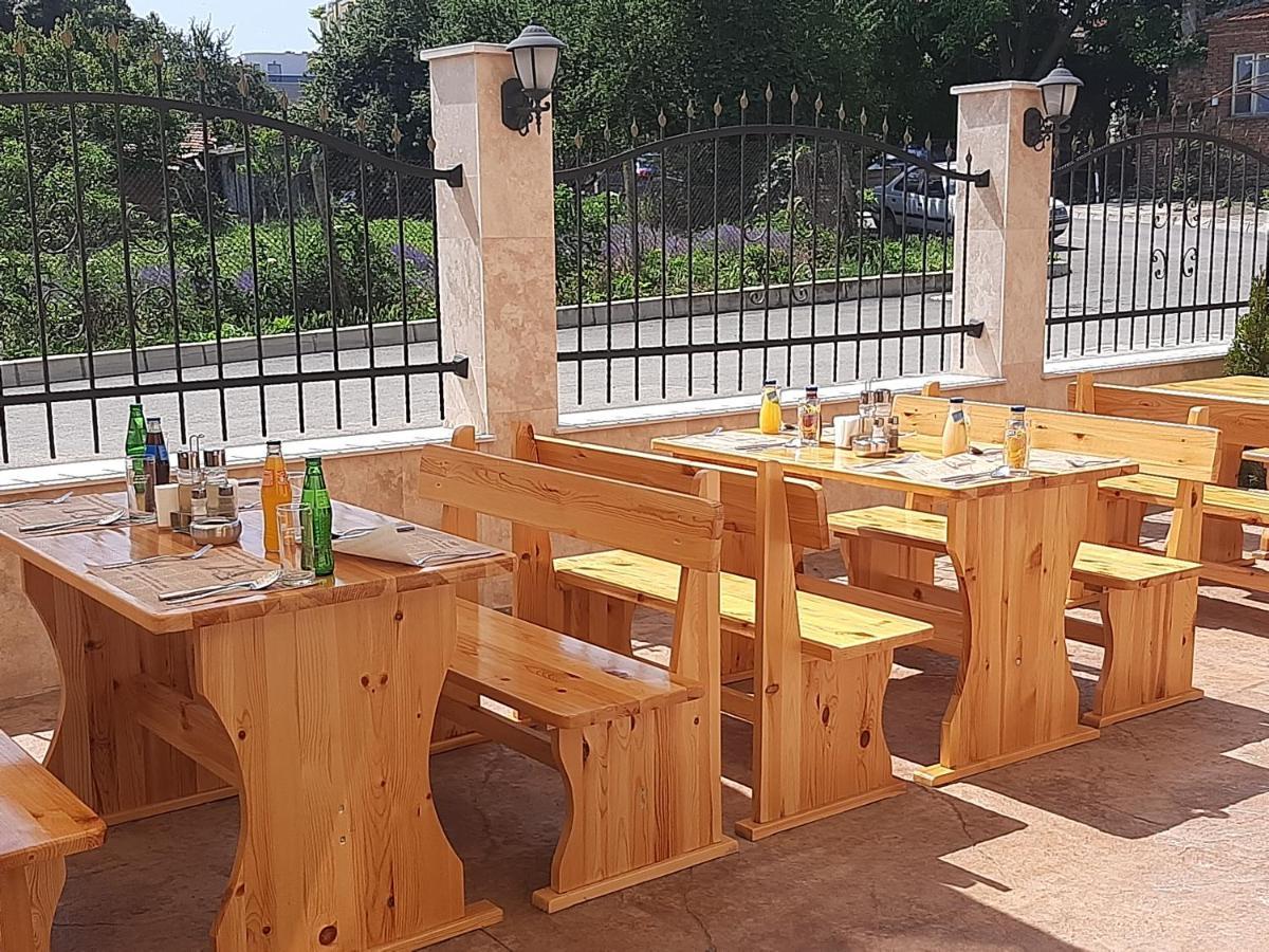 Hotel Santa Maria Obzor Buitenkant foto